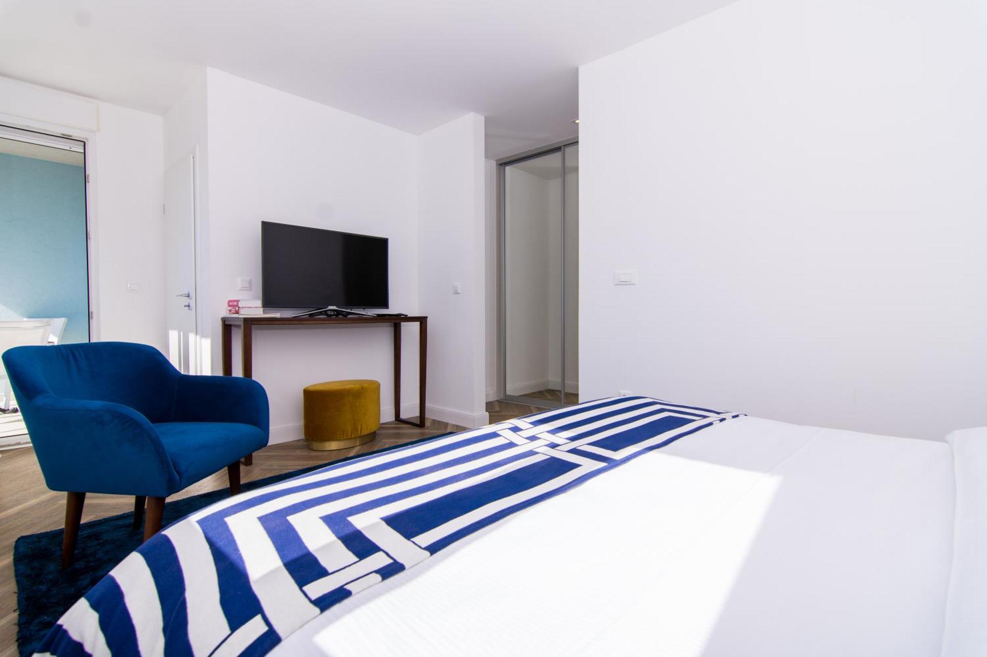 Seafront Luxury Apartments Fun Τρογκίρ Εξωτερικό φωτογραφία