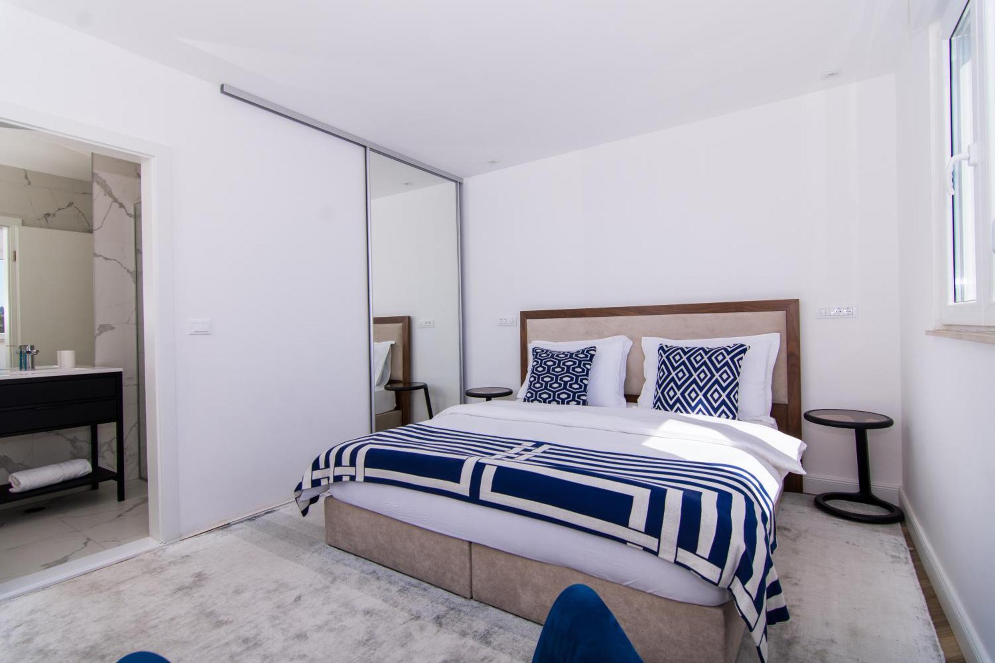 Seafront Luxury Apartments Fun Τρογκίρ Εξωτερικό φωτογραφία