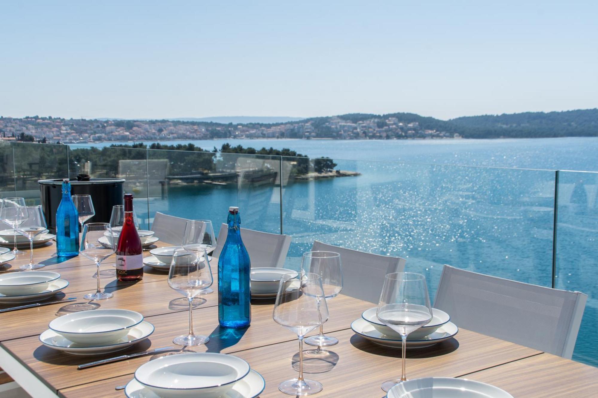 Seafront Luxury Apartments Fun Τρογκίρ Εξωτερικό φωτογραφία