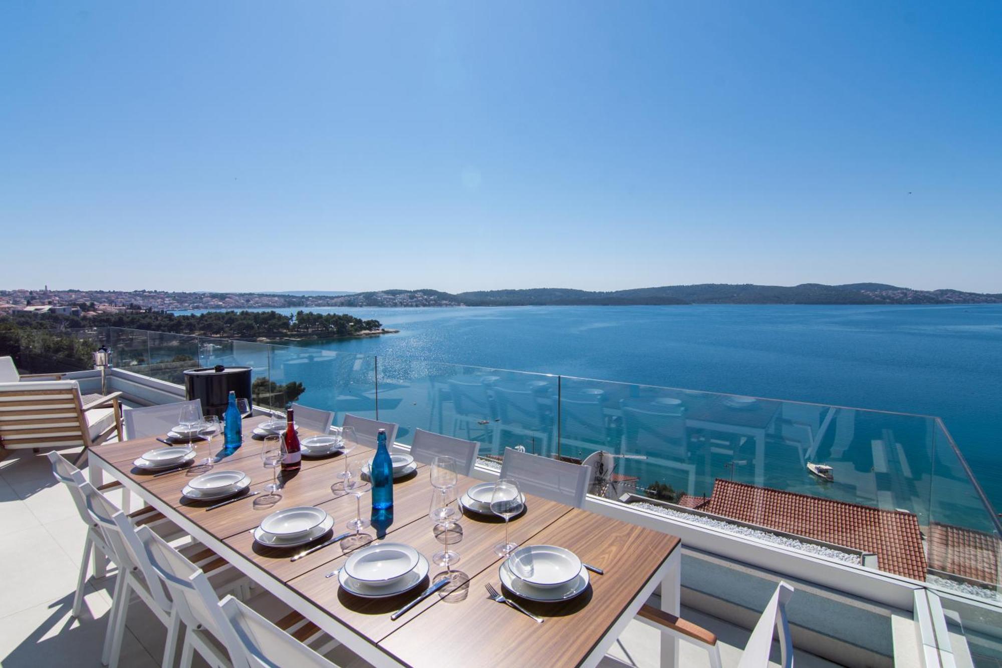 Seafront Luxury Apartments Fun Τρογκίρ Εξωτερικό φωτογραφία