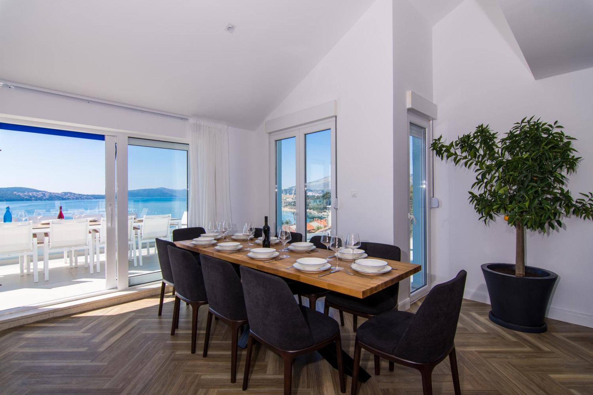 Seafront Luxury Apartments Fun Τρογκίρ Εξωτερικό φωτογραφία